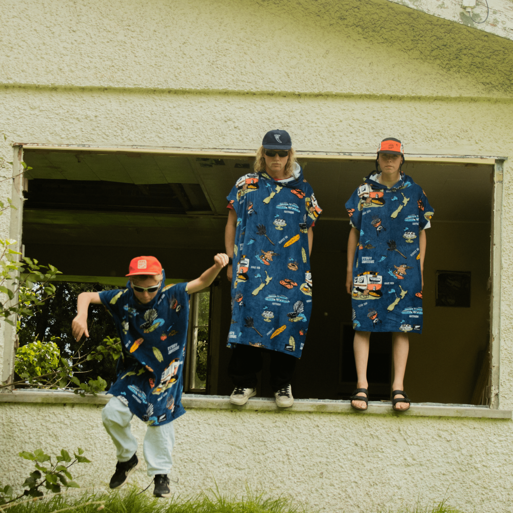 Hooded Towel Kiwi Summer