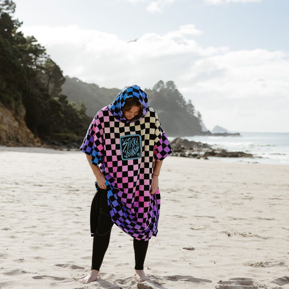 Hooded Towel Checker Gradient